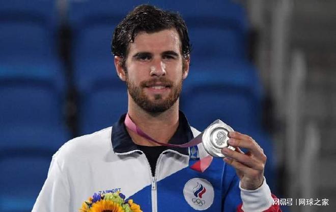 0分7篮板 0分7篮板